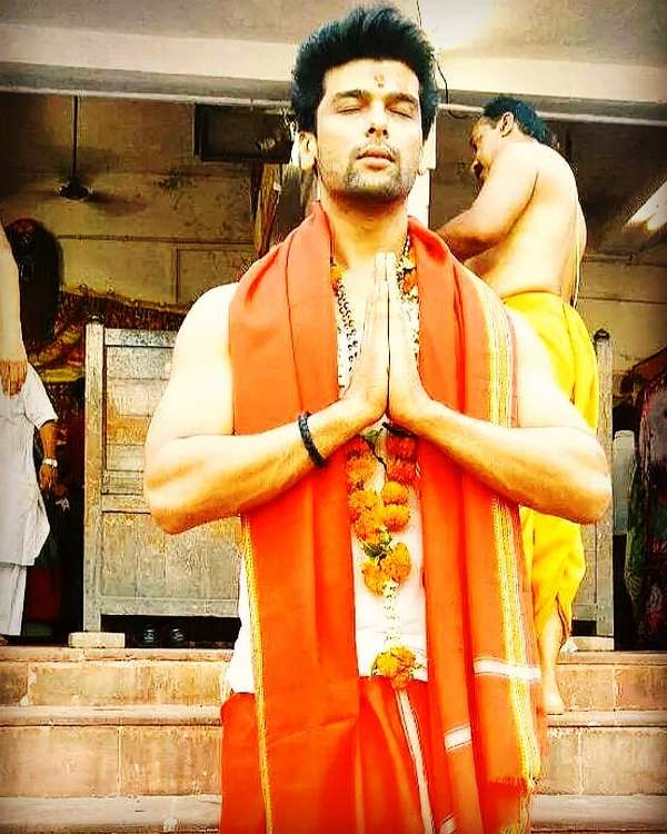 Kushal Tandon at a religious place