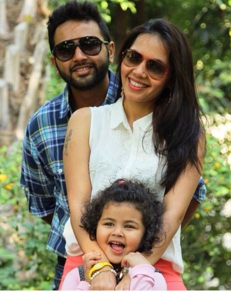 Parthiv Patel Height, Age, Wife, Family, Biography & More » StarsUnfolded