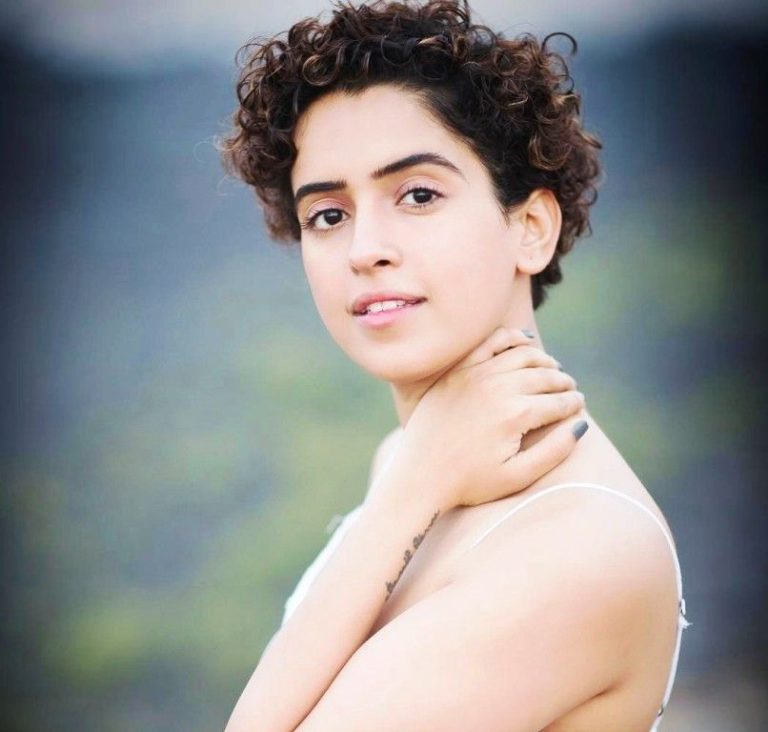 Sanya Malhotra Height, Age, Family, Biography » StarsUnfolded