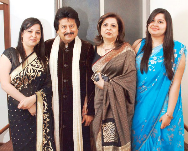 Pankaj Udhas with his wife and daughters