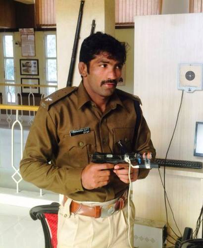 Yogeshwar Dutt As DSP Haryana Police