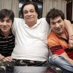 Sarfaraz Khan with his father Kader Khan and brother Shahnawaz Khan