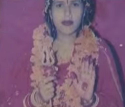 Radhe Maa's Old Picture
