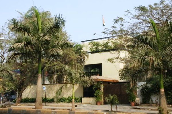 Jaya's House 'Jalsa' in Mumbai