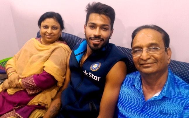 Hardik Pandya Biography Wiki Wife Family Age Net Worth ...