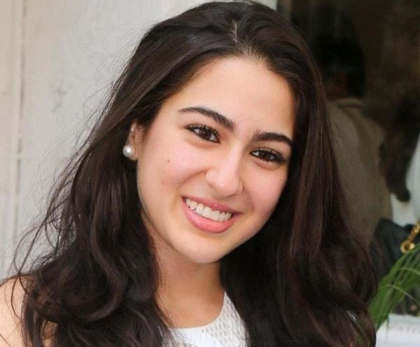 Sara Ali Khan Threesome Porn Xxx - Sara Ali Khan Age, Height, Boyfriend, Family, Biography & More Â»  StarsUnfolded