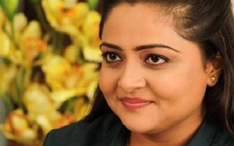 Prarthi M Dholakia-2