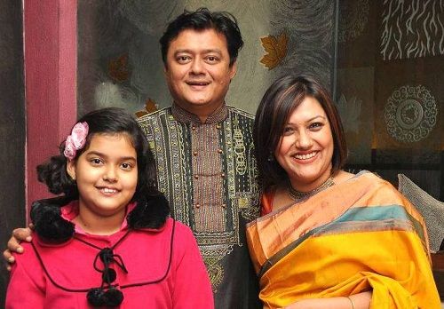 Saswata Chatterjee With His Wife and Daughter