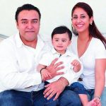 Zorawar Singh With Wife and Son
