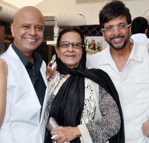 Javed Jaffrey with his Mother Begum Jaffrey and brother Naved Jaffrey
