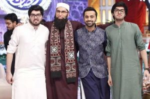 Junaid Jamshed with his sons Taimur Junaid, Babur Junaid and Journalist, Waseem Badami
