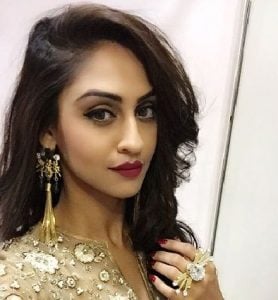 Krystle D'Souza Height, Age, Boyfriend, Family, Biography » StarsUnfolded