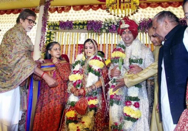 Amitabh Bachchan attending Aparna Yadav's marriage
