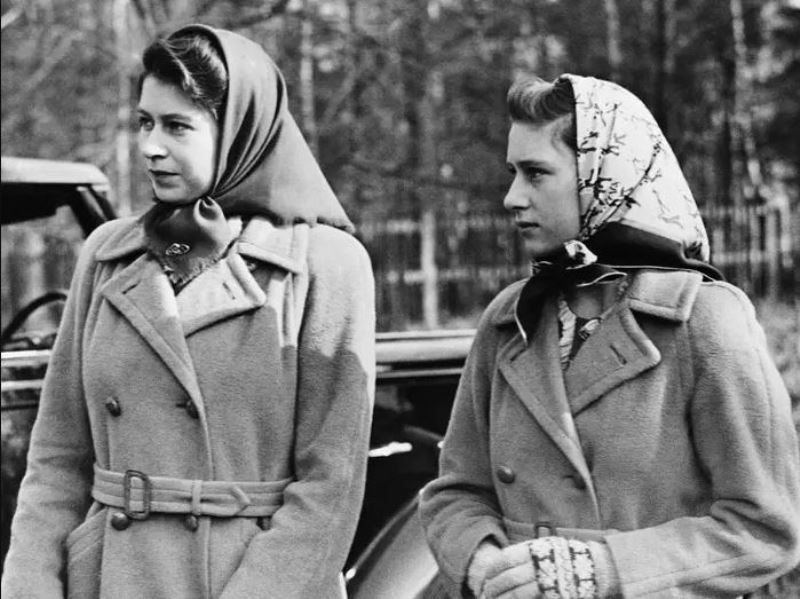 Queen Elizabeth and Princess Margaret in 1945