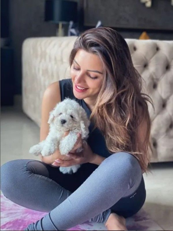 Shama Sikander with her pet dog