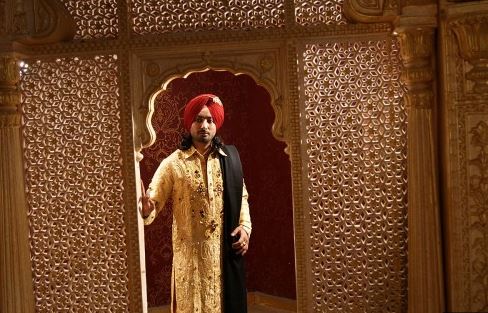 A still from the Punjabi music video Cheere Waleya