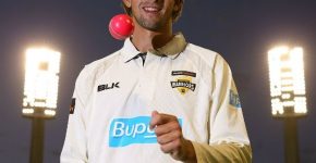 Ashton Agar australian bowler