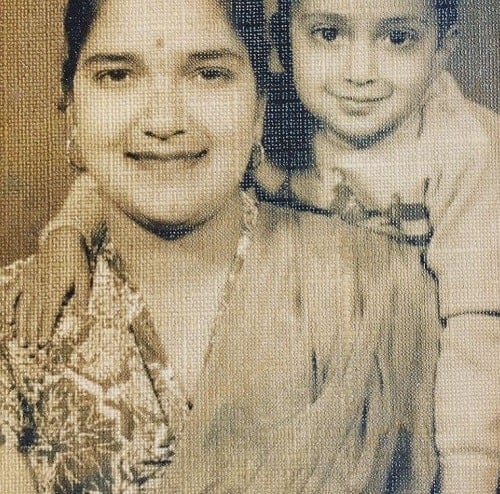 Rakesh Bedi's childhood picture with his mother