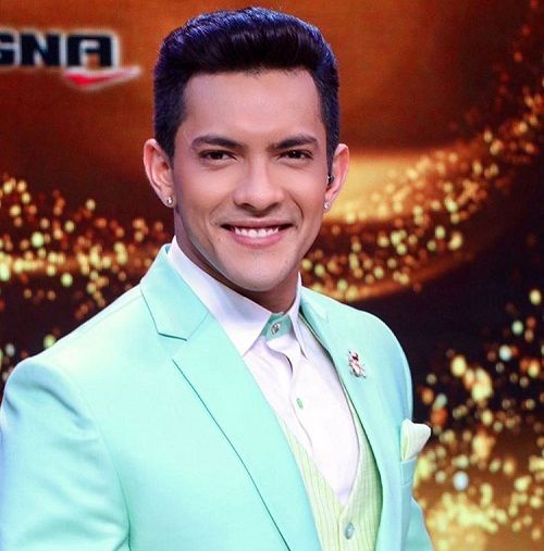 Aditya Narayan Age, Girlfriend, Wife, Family, Biography & More