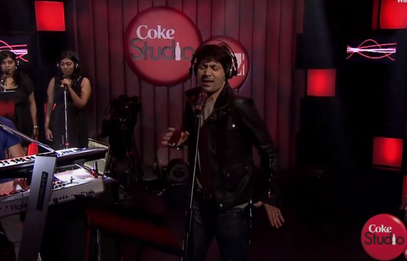Jasbir Jassi performing in the television show 'Coke Studio @ MTV Season 2' (2012)