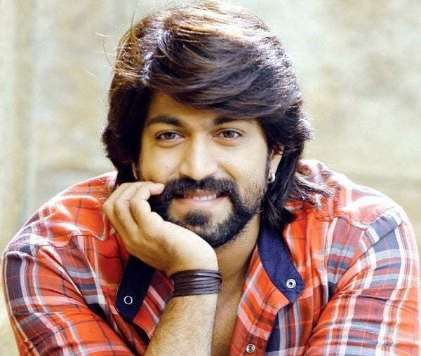 Yash (KGF) Age, Height, Wife, Family, Children, Biography & More