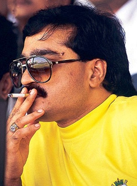 Dawood Ibrahim while smoking