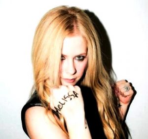 Melissa Vandella (Avril Lavigne Impostor) Height, Weight, Age, Affairs ...