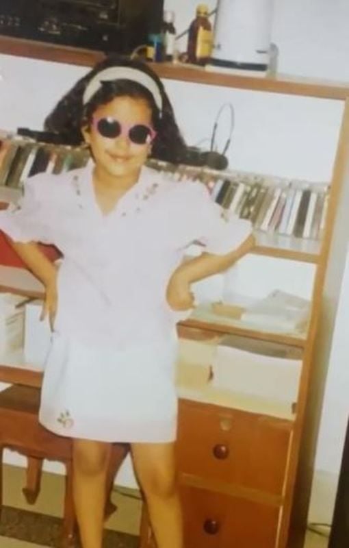 A childhood picture of Saloni Khanna
