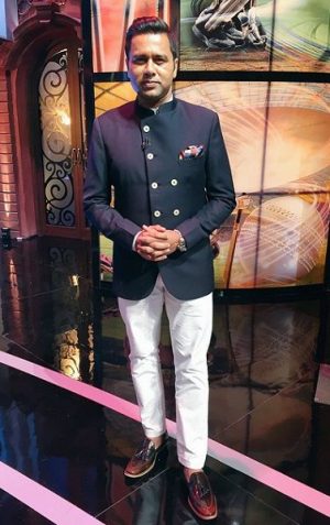 Aakash Chopra Height, Weight, Age, Wife, Biography & More » StarsUnfolded