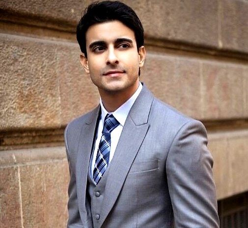 Gautam Rode (Actor) Height, Weight, Age, Wife, Family, Biography & More »  StarsUnfolded