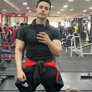 Gautam Rode Height, Age, Girlfriend, Wife, Family, Biography & More ...