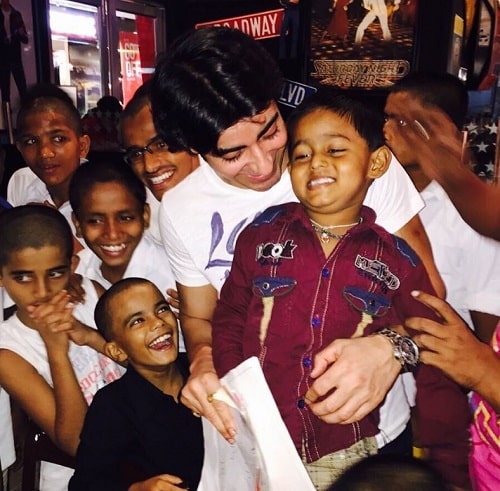 Gautam Rode with NGO kids