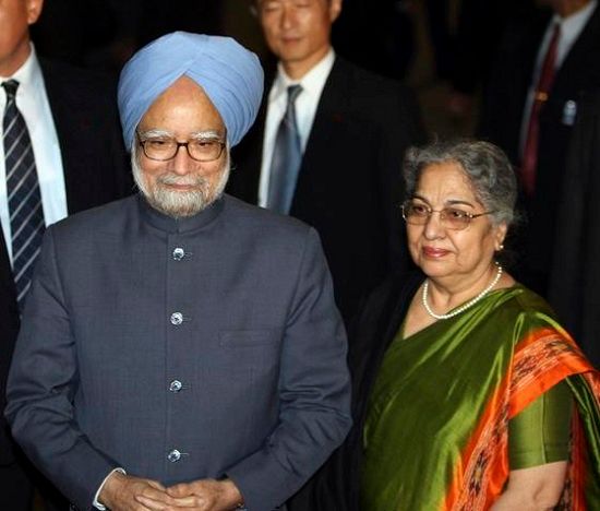 Manmohan Singh with his wife