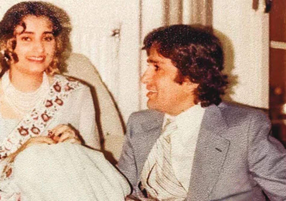 Salma Agha with Shashi Kapoor at a family get-together