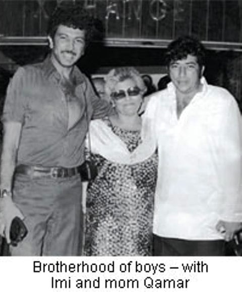 Amjad Khan With His Mother Qamar and Brother Imtiaz