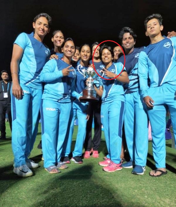 Poonam Yadav, along with other Supernovas' players, posing with the trophy after winning 2019 Women's T20 Challenge