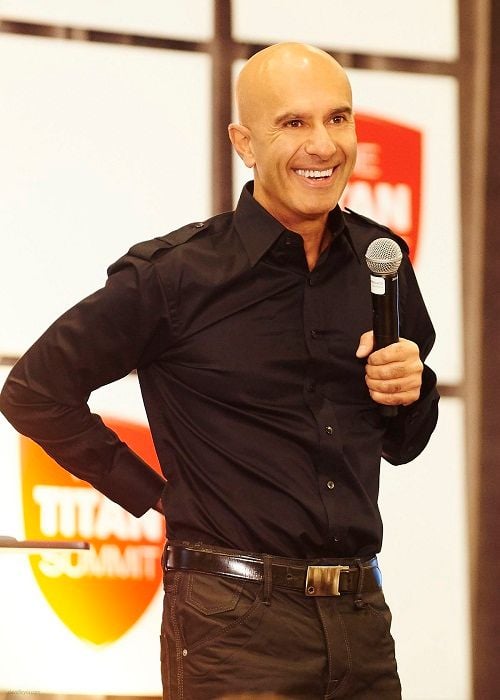 Robin Sharma