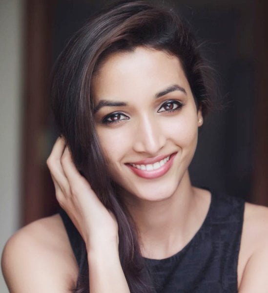 Srinidhi Shetty Age Height Boyfriend Family Biography More