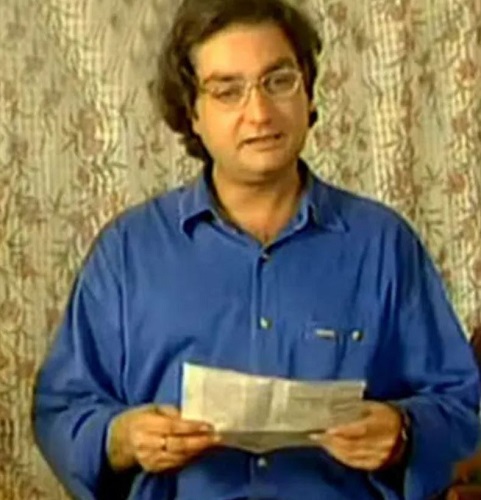 A still of Vinay Pathak from the TV serial Hip Hip Hurray