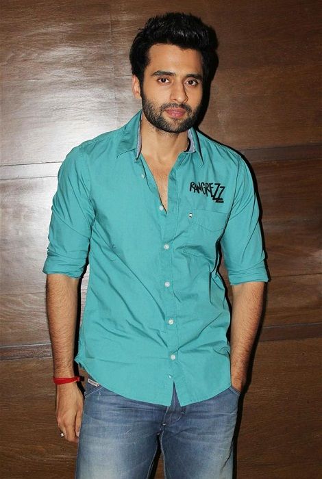 Jackky Bhagnani Height, Weight, Age, Girlfriend, Wife ...