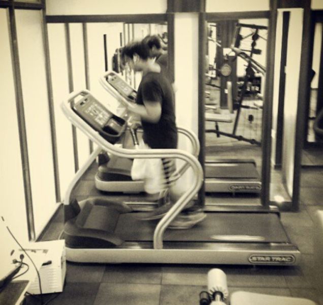 Arslan Goni while gymming