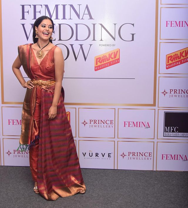 Bindu Madhavi walks a ramp in a wedding fashion show