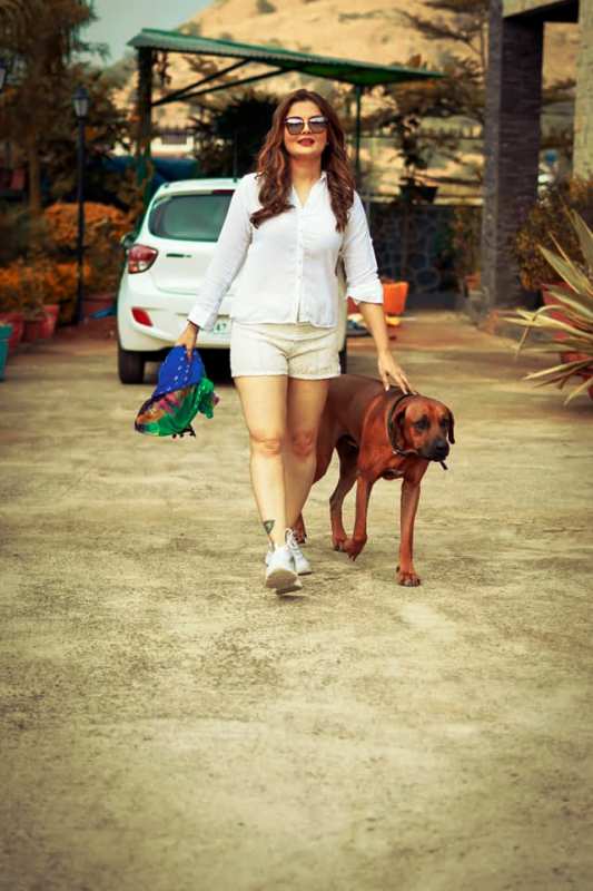 Deepshikha Nagpal With Her Pet Dog