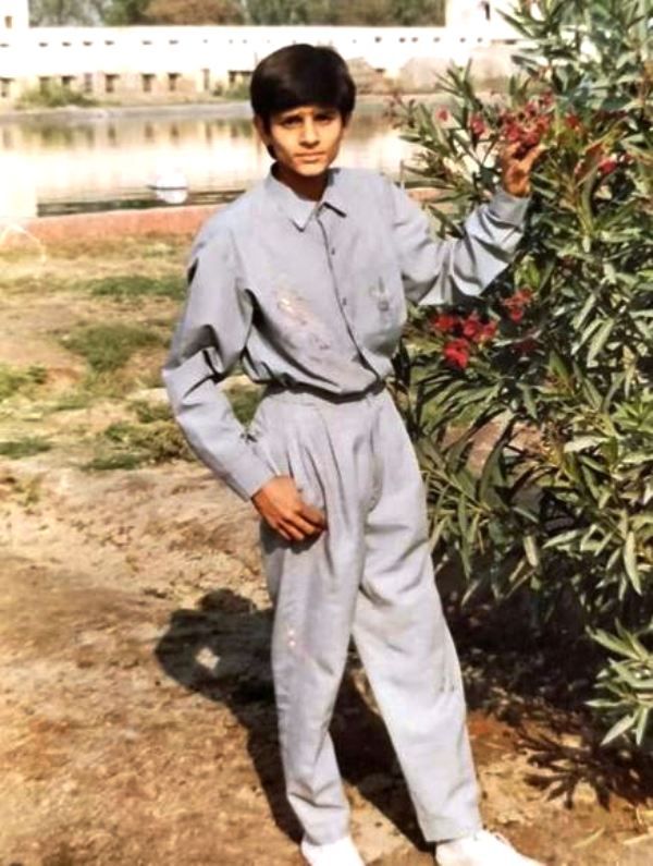 Jaideep Ahlawat's Childhood Picture