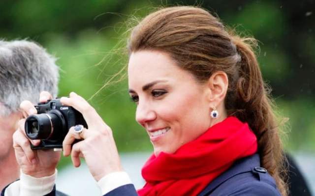 Kate Middleton doing Photography