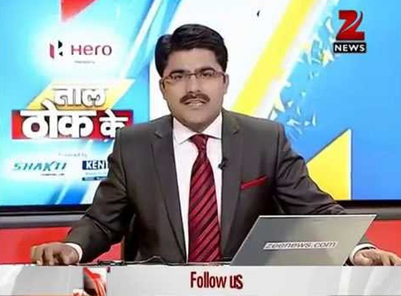 Rohit Sardana hosting the show Taal Thok Ke on Zee News