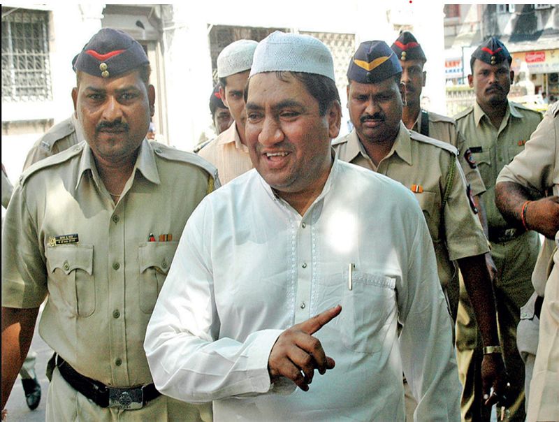 Abdul Karim Telgi being arrested from the Ajmer dargah