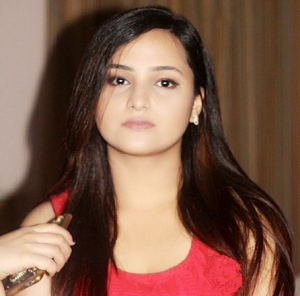 Aliya Naaz (TV Actress) Height, Weight, Age, Boyfriend, Biography