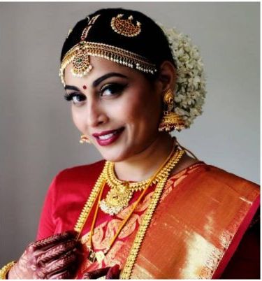 Snigdha Akolkar in her wedding attire