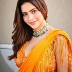 Aamna Sharif (Actress) Height, Weight, Age, Husband, Biography & More